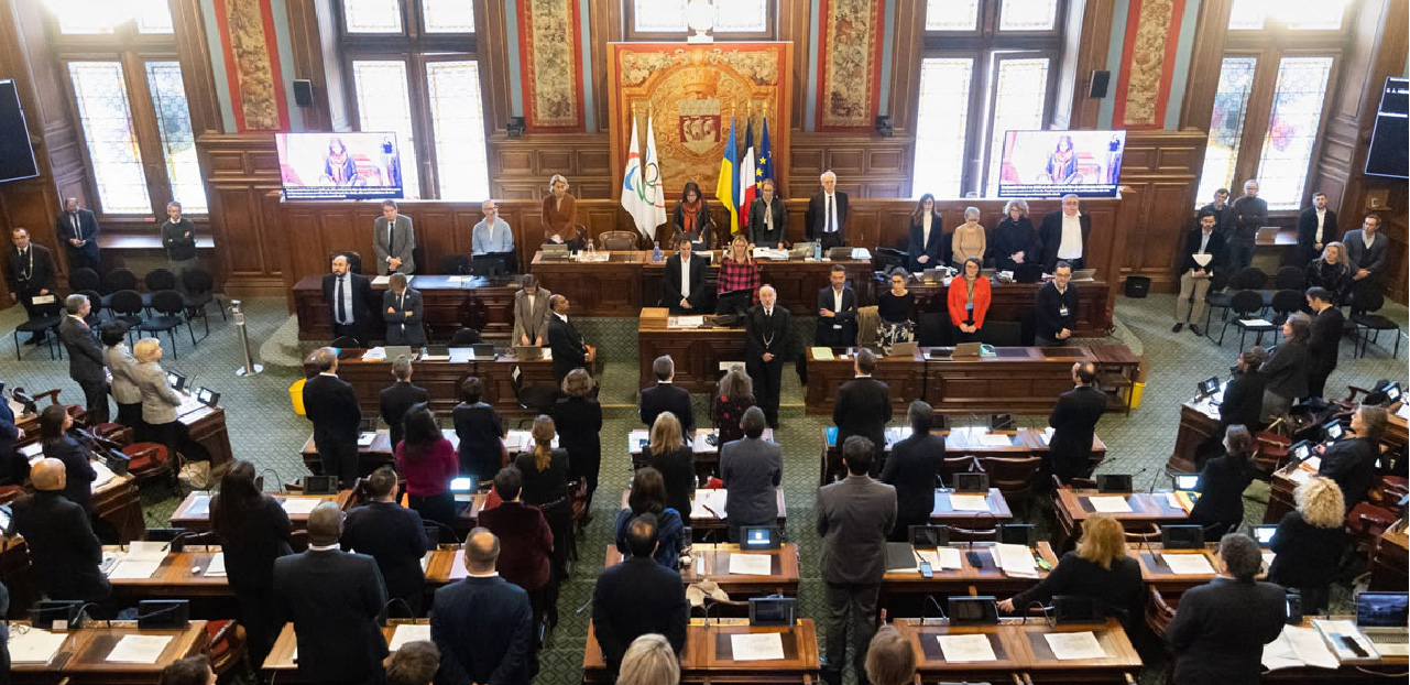 La mairie de Paris renouvelle sa confiance